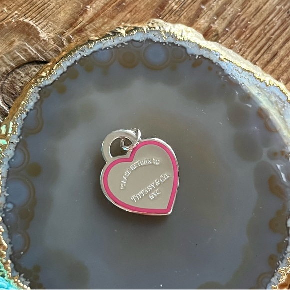 Authentic Tiffany & Co.® Return to Tiffany® MD Pink Heart Tag Charm in Silver - Picture 3 of 5